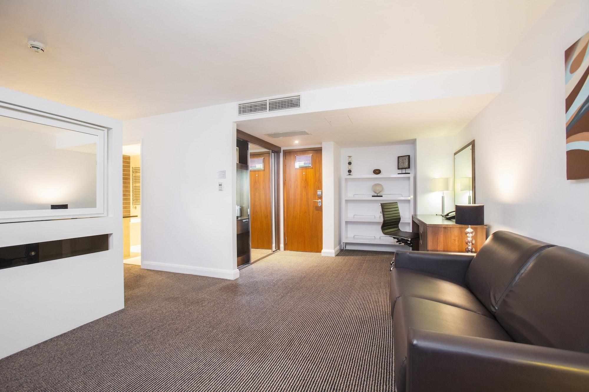 Doubletree By Hilton Chester Exterior foto