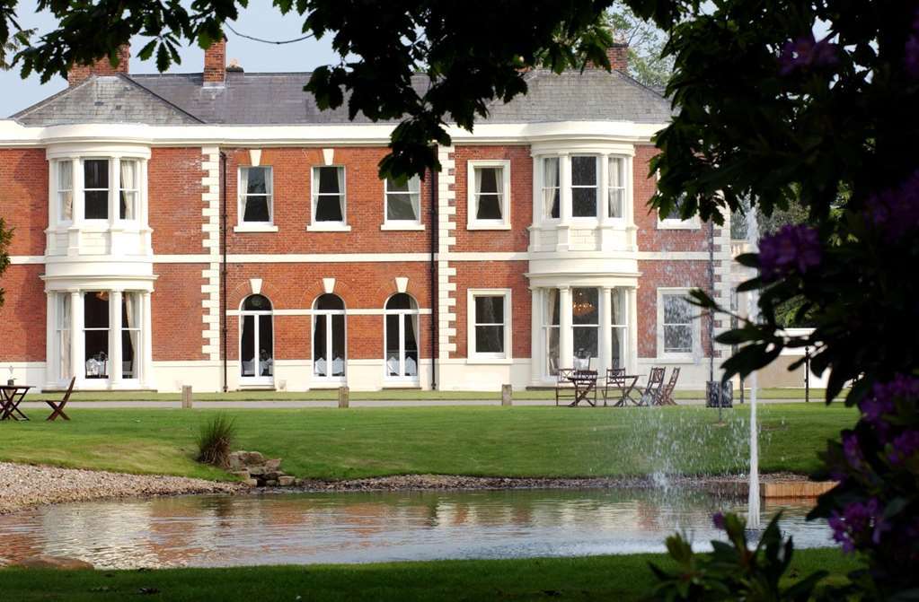Doubletree By Hilton Chester Exterior foto